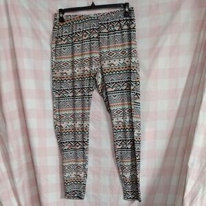 Bobbie Brooks Geometric Print Leggings - Black, White, Pink